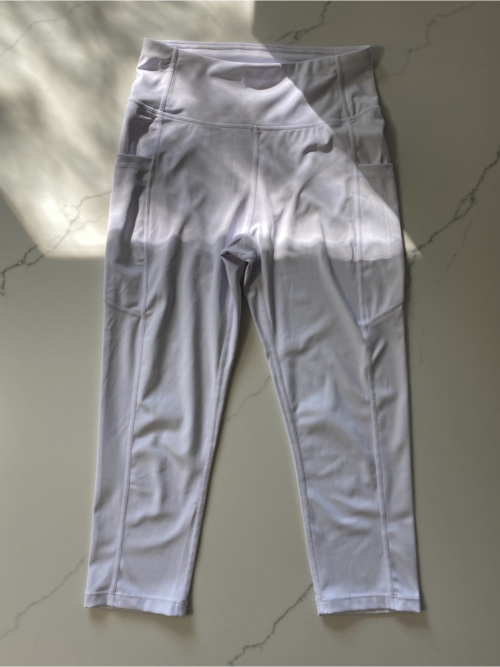 White Athletic Capri Leggings with Side Pockets High Rise Women’s Small